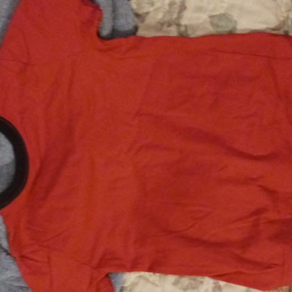 Boys t-shirt GYBOREE SIZE S(5-6) short sleeve big logo on front - Picture 4 of 4